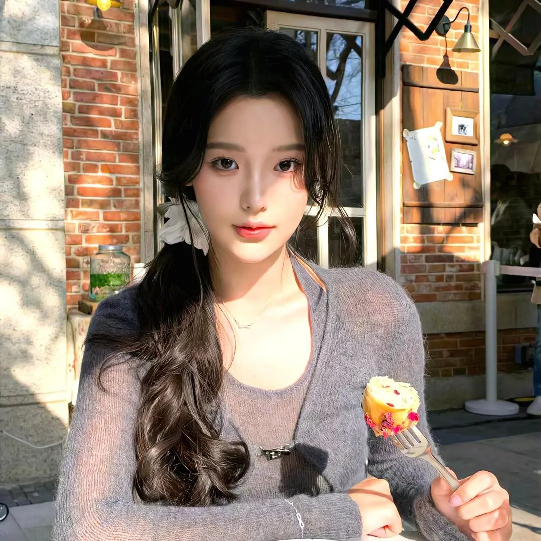 屋顶上的绿宝石